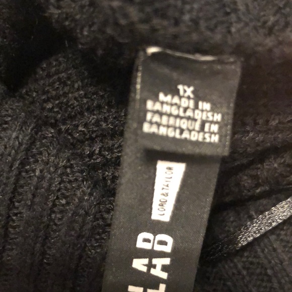 Design Lab turtle neck Sweater - Picture 5 of 5